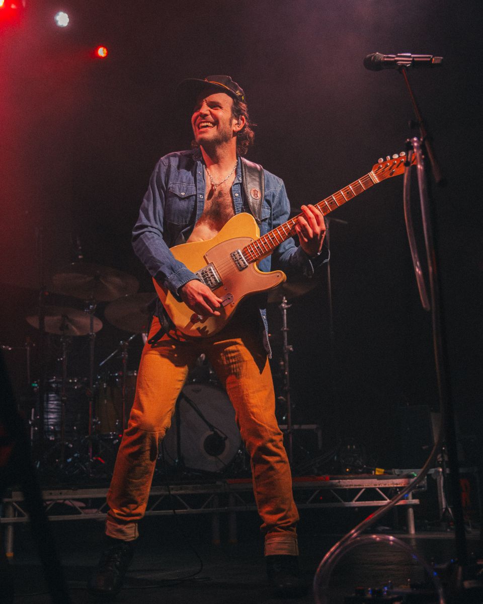 Theo Katzman at SWX